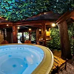 Gasthuis Birdie & Wellness Pardubice