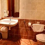 Birdie & Wellness Guest house